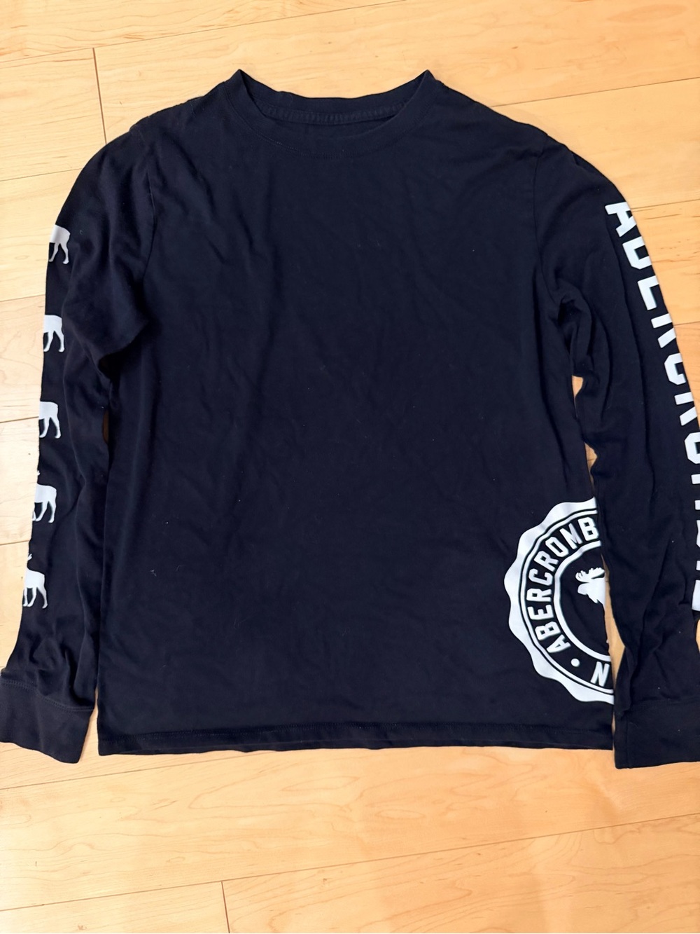Abercrombie Kids Long Sleeve Graphic Shirt Black Size 11/12 Moose Logo Tee